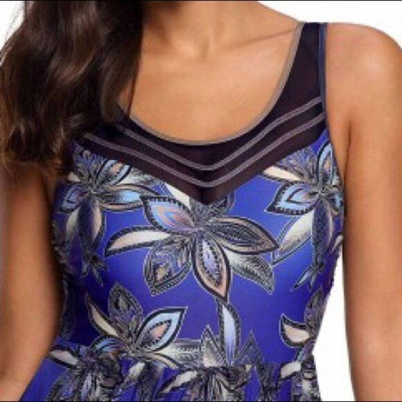 ✨ HP ✨Cutout Back Flower Print Blue Swimdress✨ - Picture 2 of 4